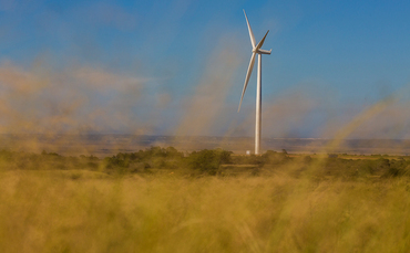 Desktop jeffreysbaywindfarmsouthafrica 370x229