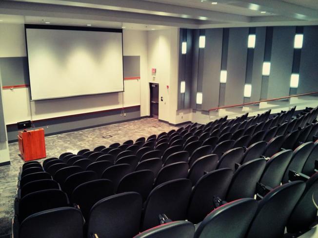 Desktop weinstock lecture hall 1200x900