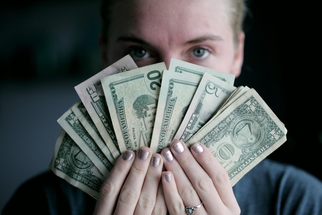 Desktop holdingmoney