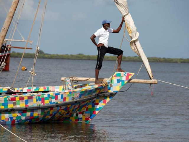 Desktop 1804800 kenyaplasticboat 1537094446 497 640x480