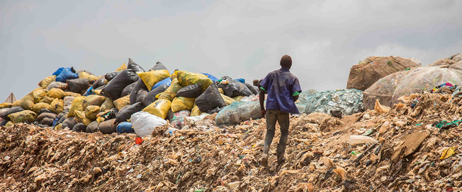 Desktop afr   20140224 uganda farhat 4938