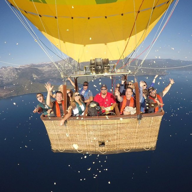 Desktop lake 20tahoe 20balloons